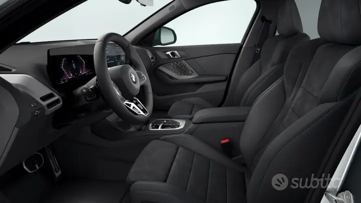 BMW 118D 2026 photo 2