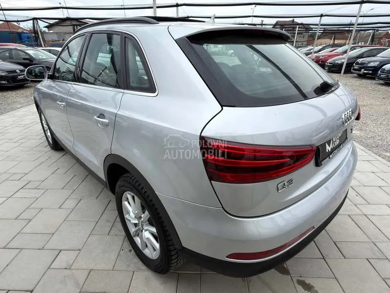Audi Q3 2012 photo 5