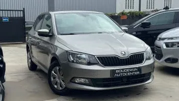 Skoda Fabia 2015 photo 2
