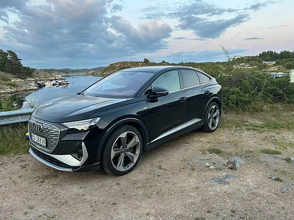 Audi Q4 E-Tron 2022 photo 3
