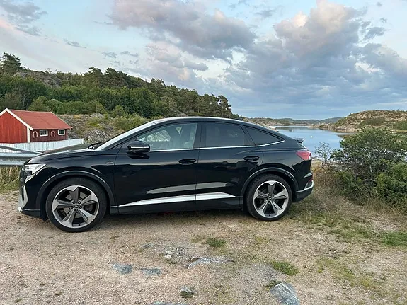 Audi Q4 E-Tron 2022 photo 2