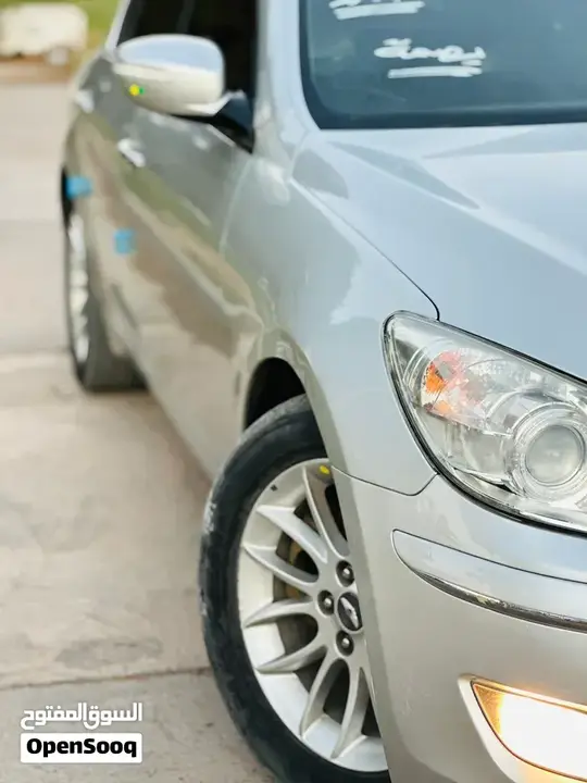 Genesis Sonata 2010 photo 4