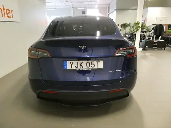 Tesla Model Y 2024 photo 5
