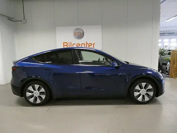 Tesla Model Y 2024 photo 3