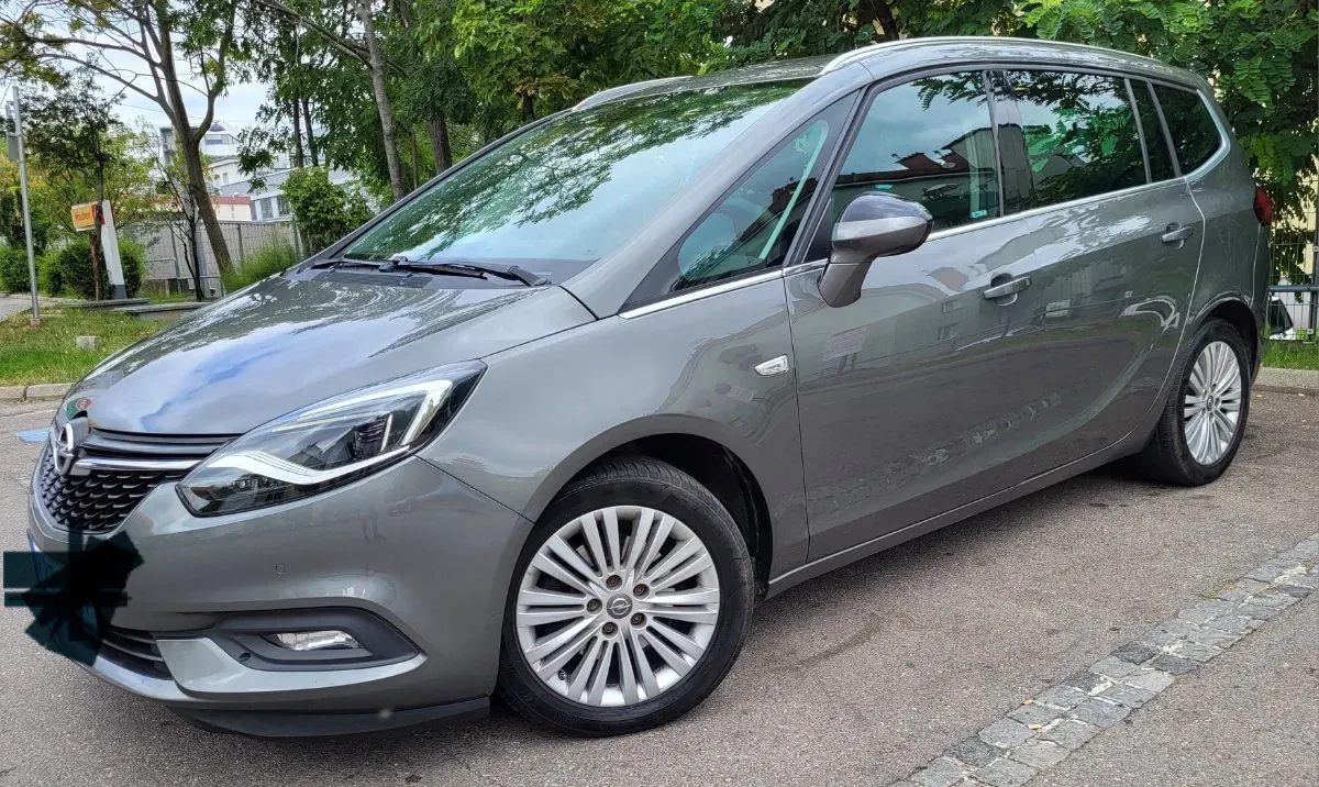 Opel Zafira 2017 photo 3