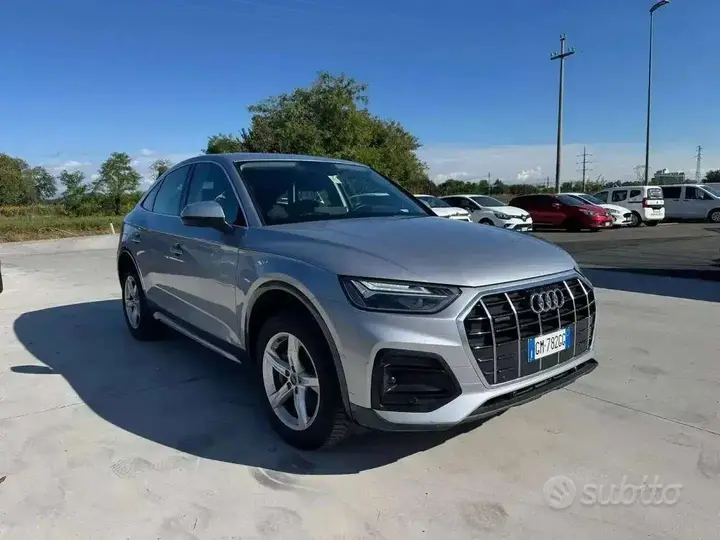 Audi Q5 2023 photo 2