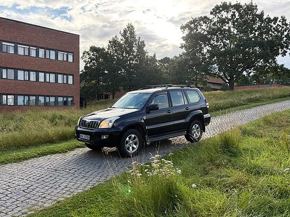 Toyota Land Cruiser 2007 photo 2