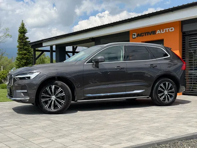 Volvo Xc60 2022 photo 2