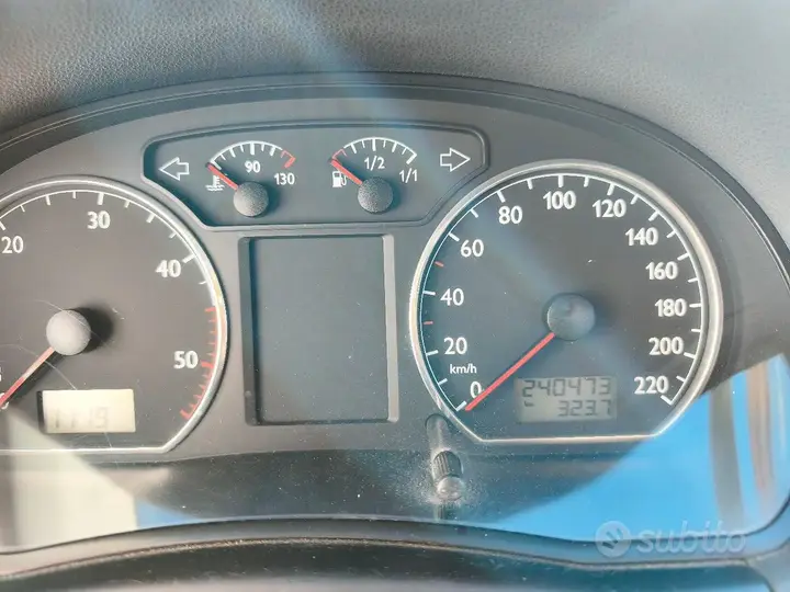 Volkswagen Polo 2004 photo 5