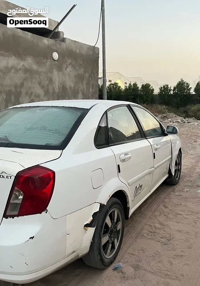 Chevrolet Optra 2011 photo 4