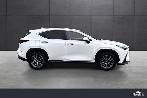 Lexus Nx450H+ 2024 photo 4