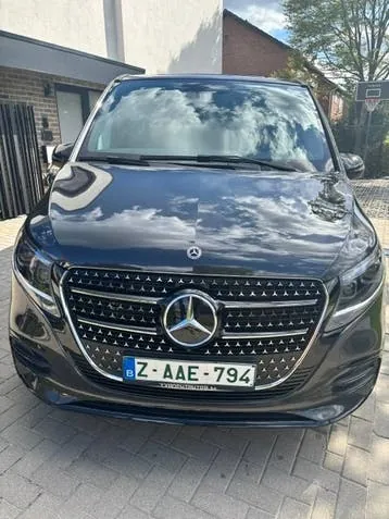 Mercedes-Benz V 300 2025 photo 2