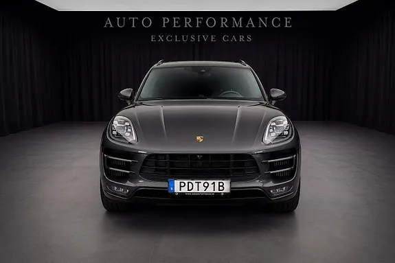 Porsche Macan Turbo 2017 photo 4