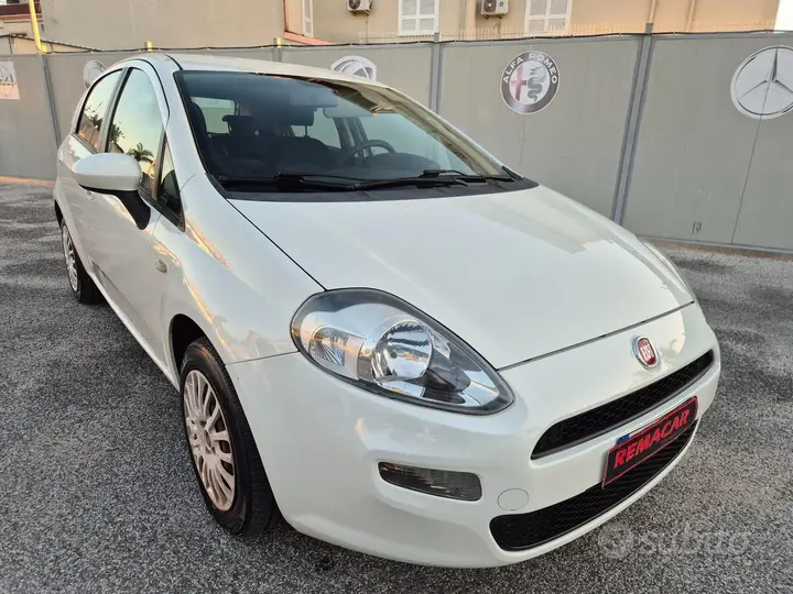 Fiat Punto Evo 2013 photo 2