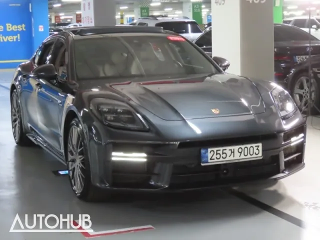 Porsche Panamera 2024 photo 2