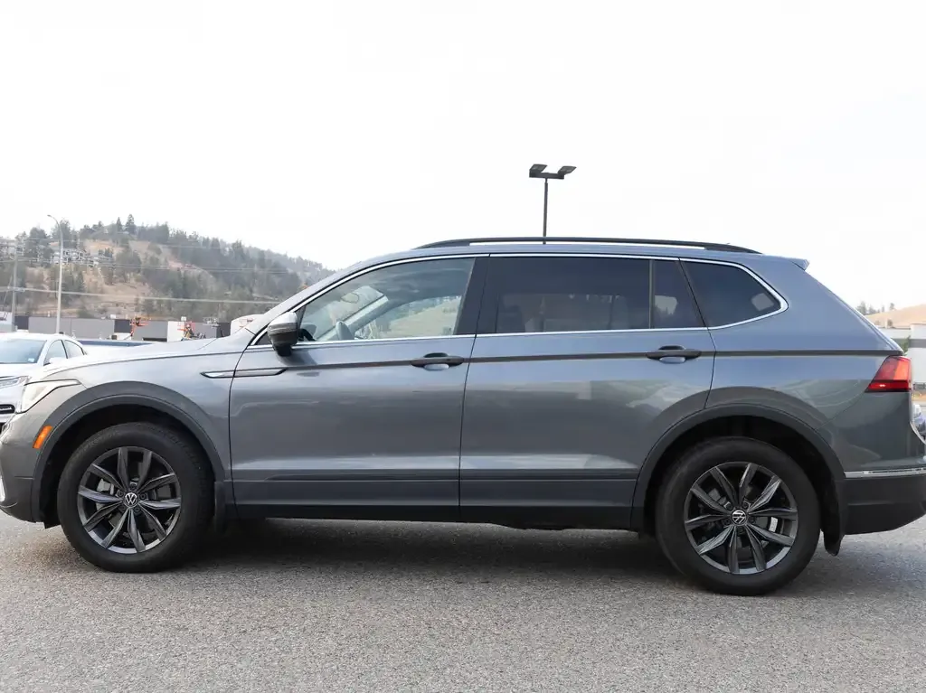 Volkswagen Tiguan 2022 photo 2