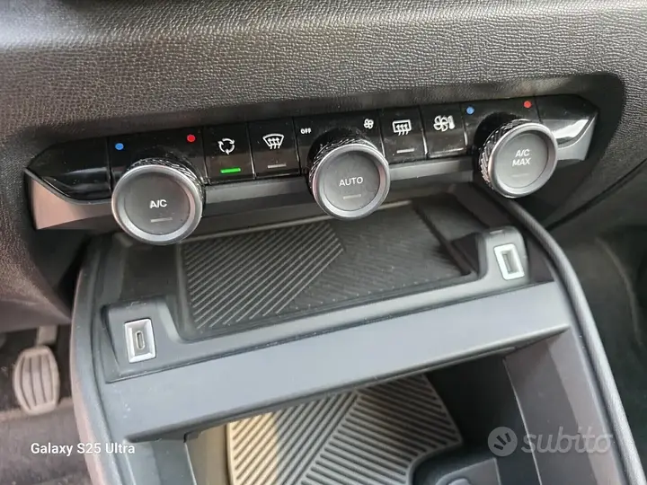Citroen C4 2022 photo 4