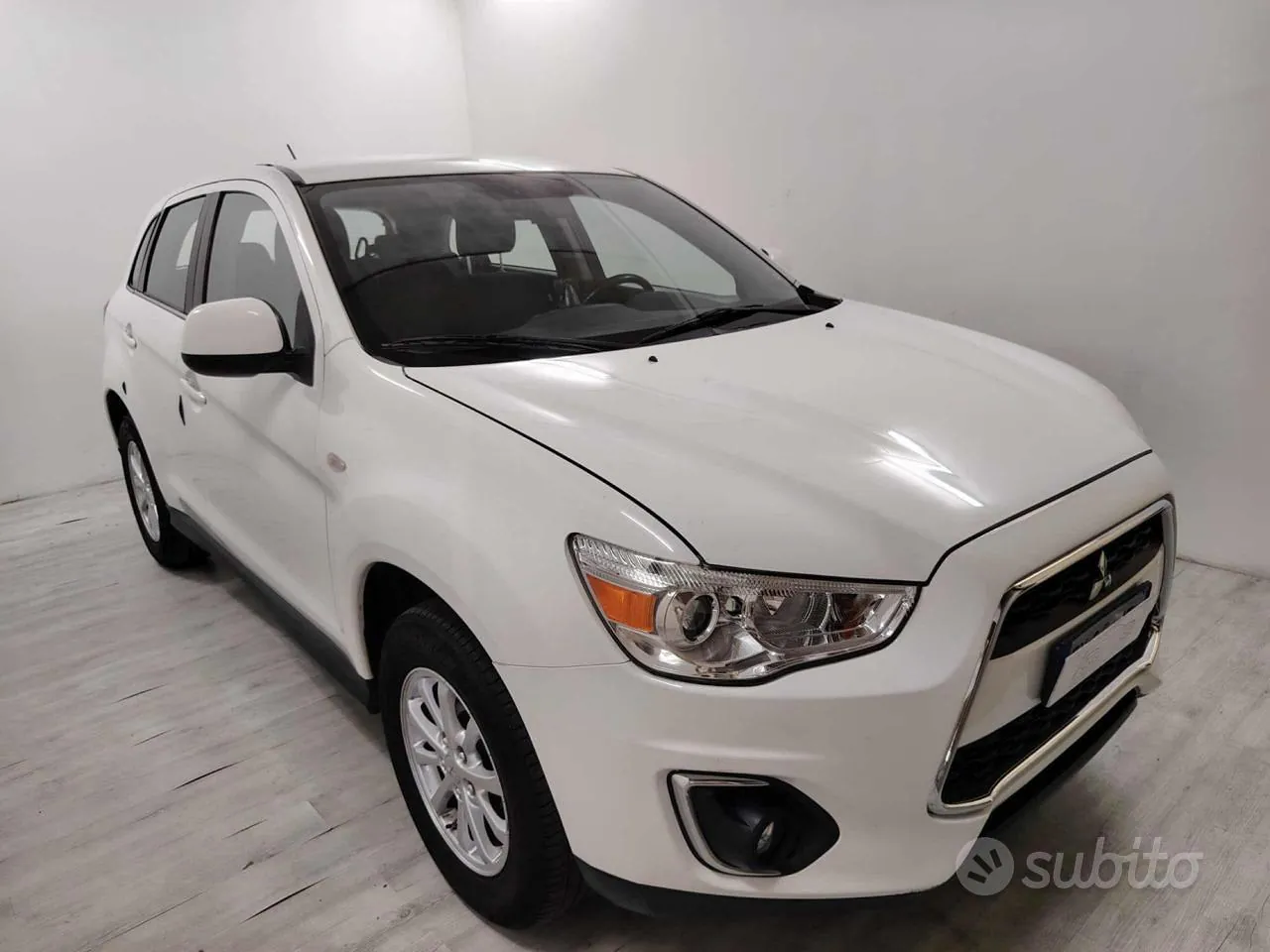 Mitsubishi Asx 2015 photo 2