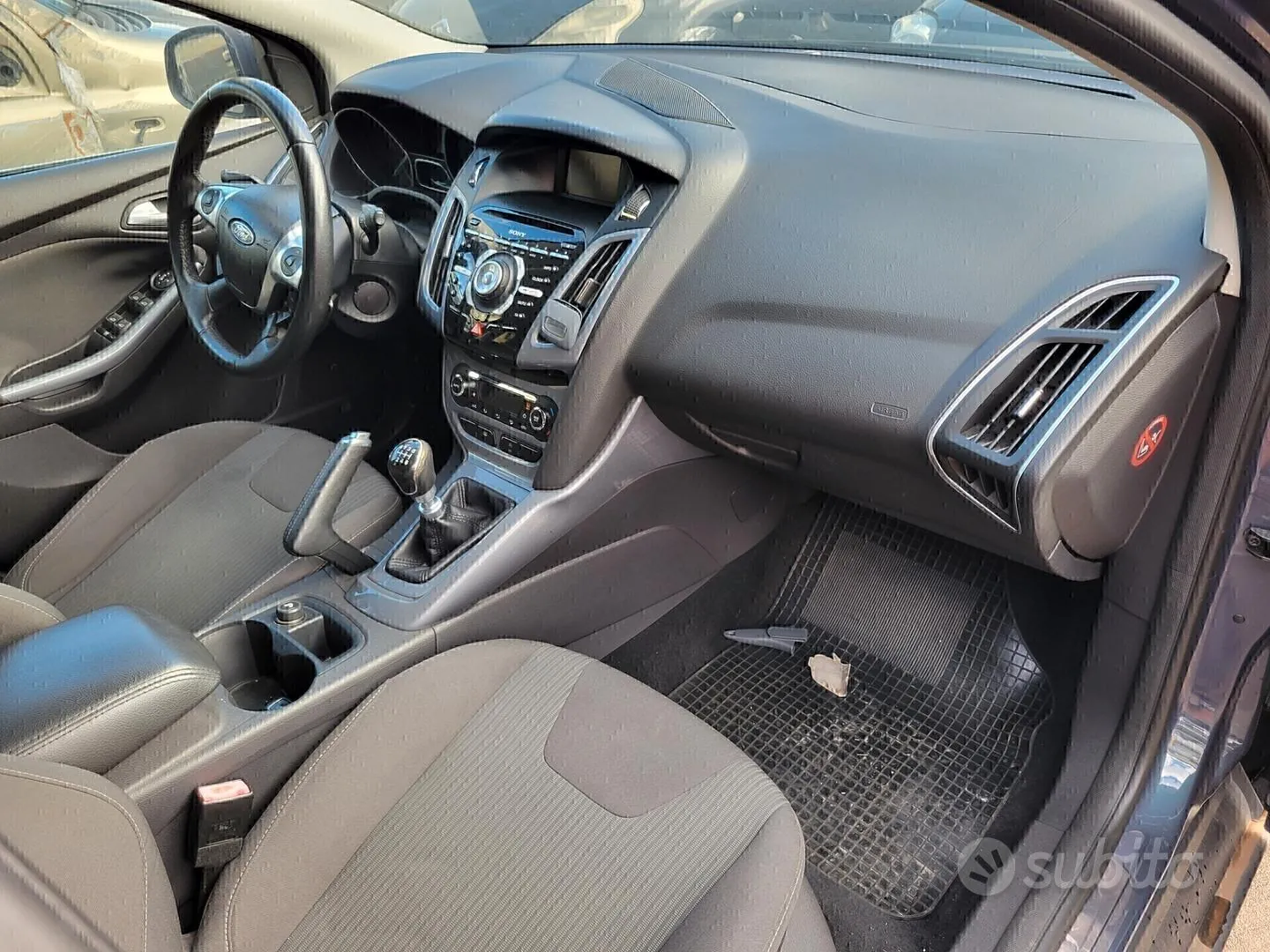 Ford Focus 2012 photo 5
