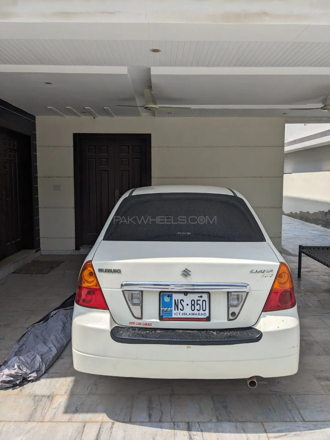 Suzuki Liana