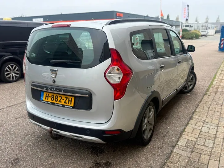 Dacia Lodgy 2018 photo 2
