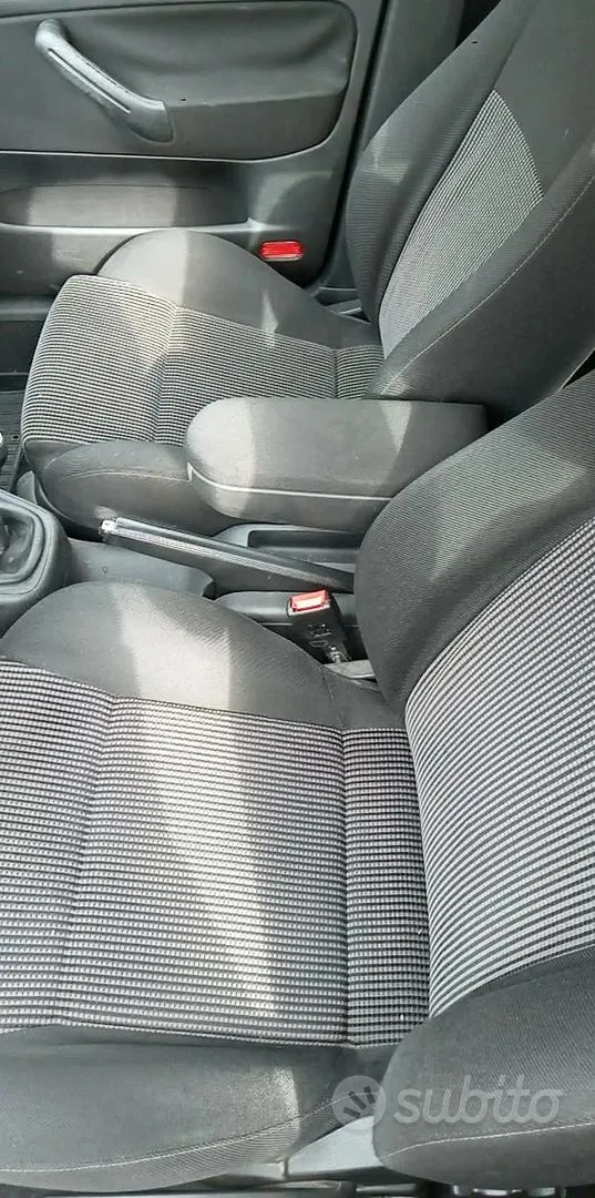 Volkswagen Golf 2002 photo 5