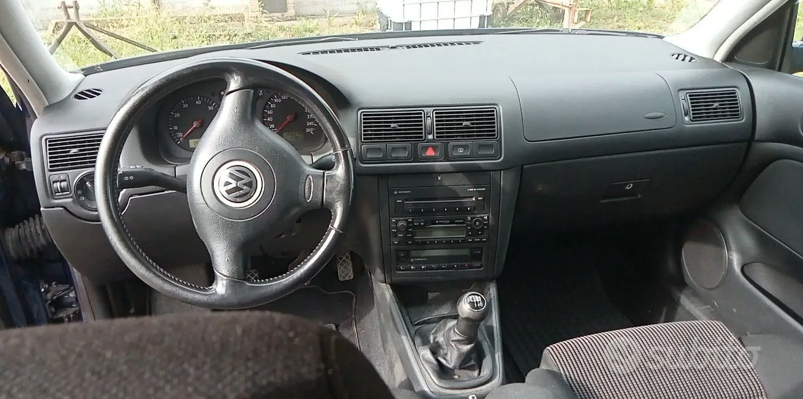 Volkswagen Golf 2002 photo 4