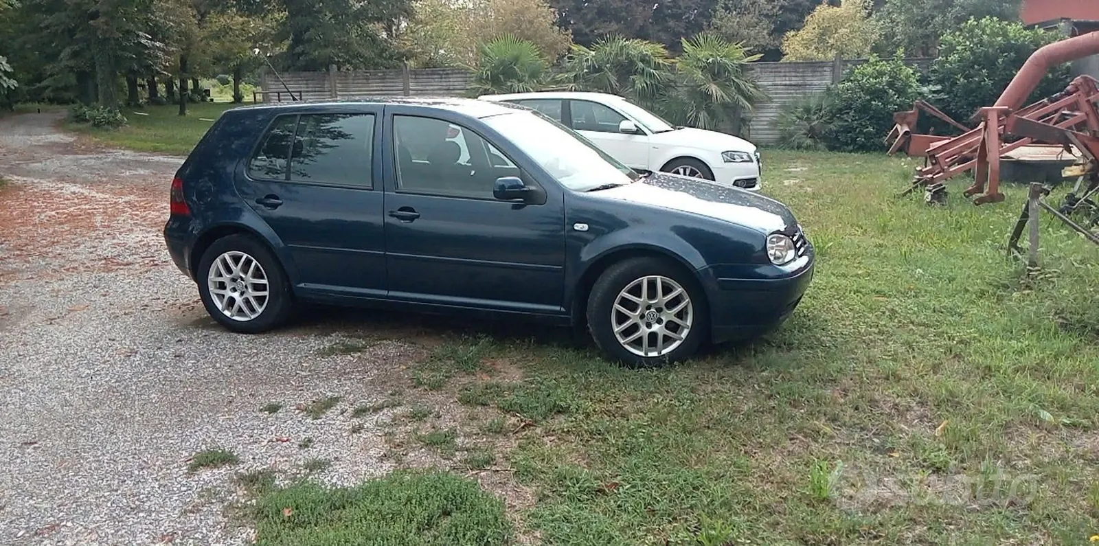 Volkswagen Golf 2002 photo 2