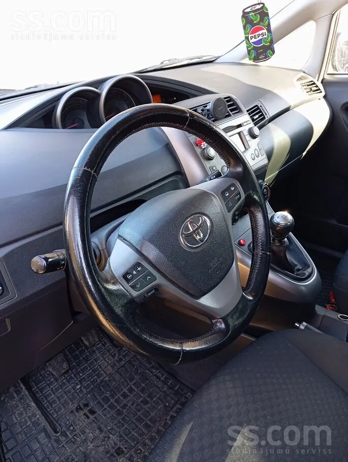 Toyota Verso 2009 photo 5
