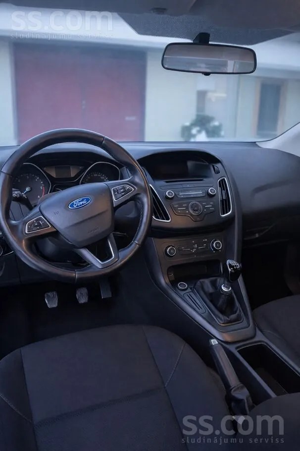 Ford Focus 2015 photo 5