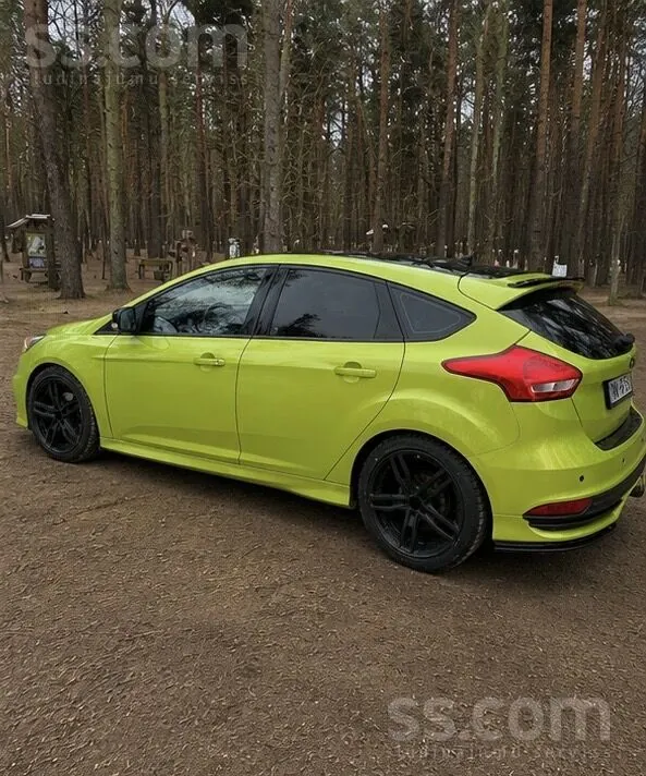 Ford Focus 2015 photo 2