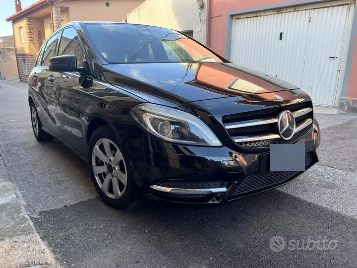 Mercedes-Benz B 2014 photo 3