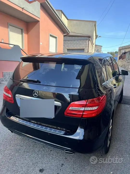 Mercedes-Benz B 2014 photo 2
