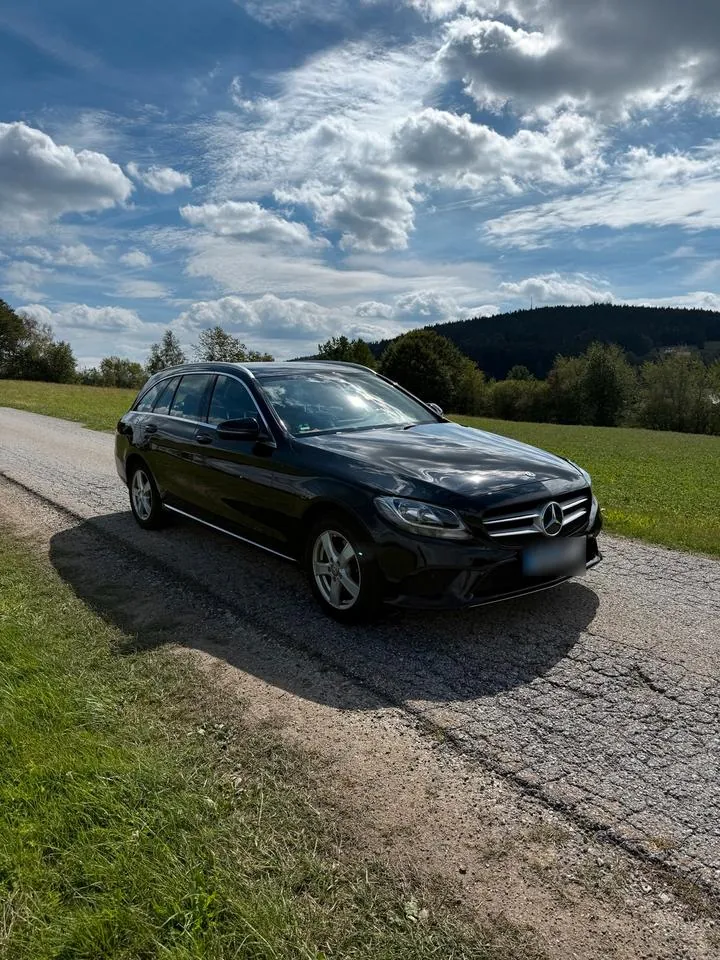 Mercedes-Benz C200D