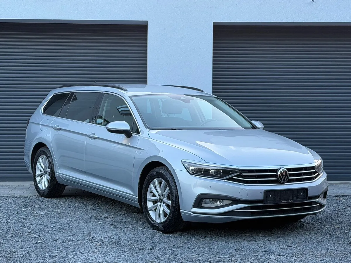 Volkswagen Passat 2023 photo 3