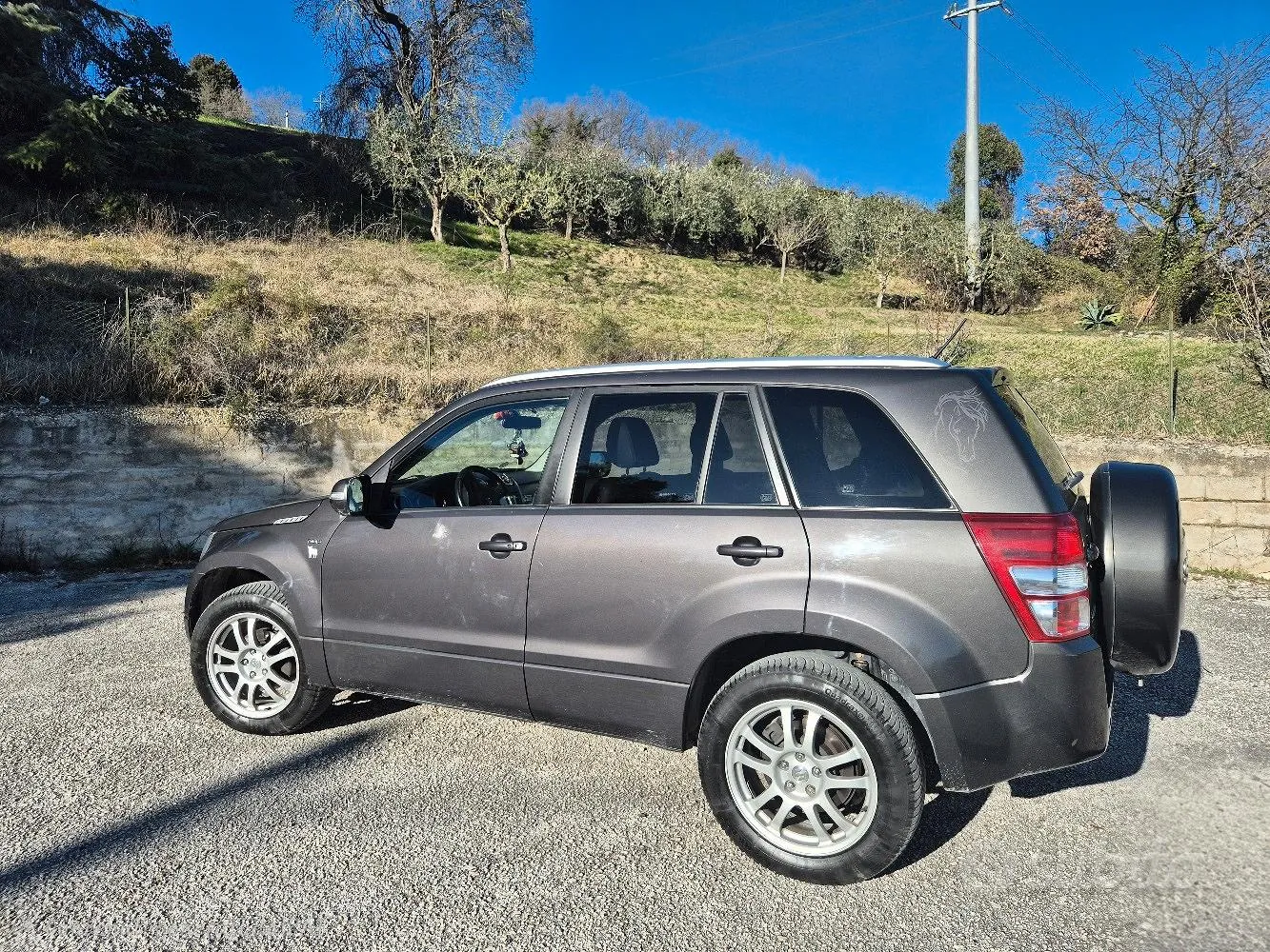 Suzuki Grand Vitara 2012 photo 4