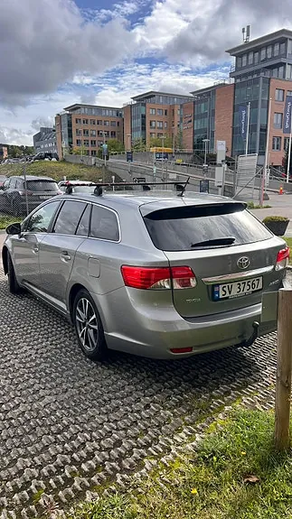 Toyota Avensis 2013 photo 5