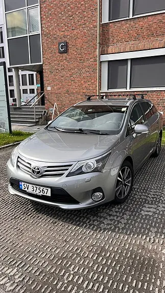 Toyota Avensis 2013 photo 3