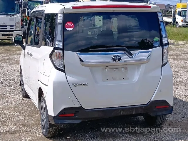 Toyota Dba-M900A 2018 photo 3