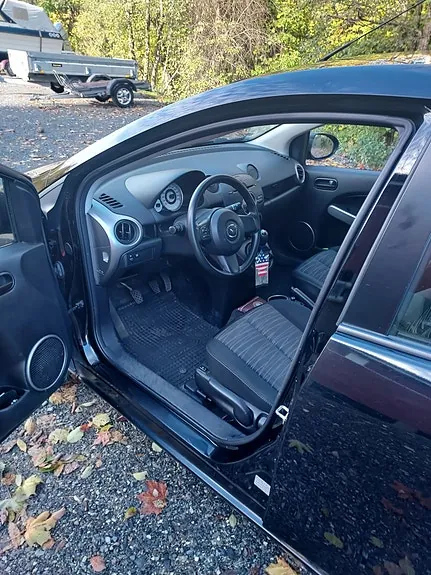 Mazda 2 2008 photo 5