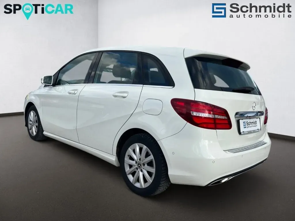 Mercedes-Benz B-Class 2017 photo 3
