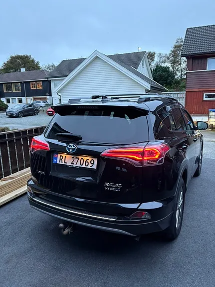 Toyota Rav4 2017 photo 3