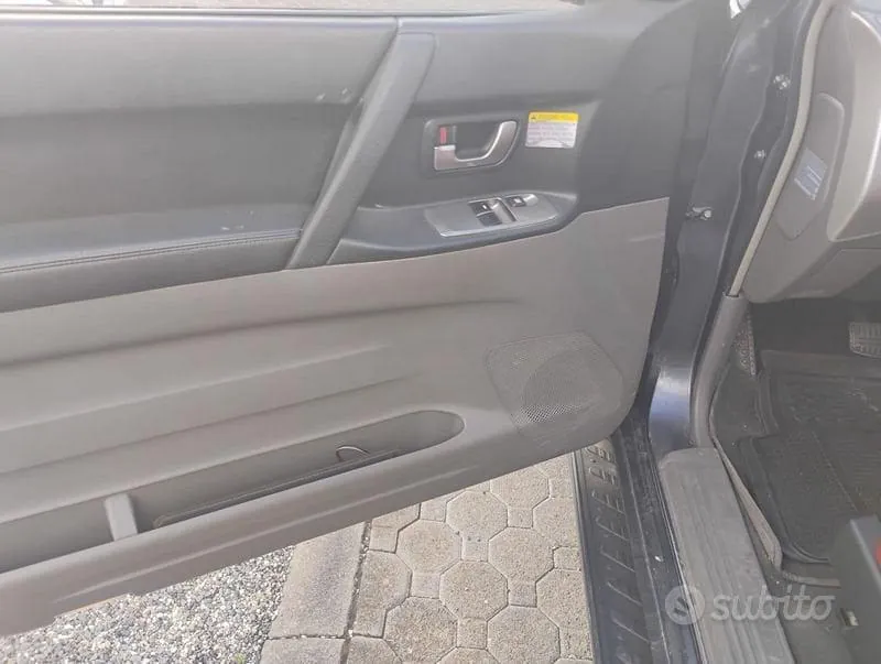 Mitsubishi Pajero 2005 photo 5