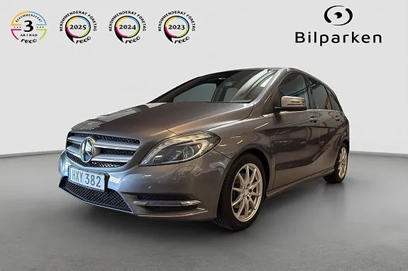 Mercedes-Benz B180 2015 photo 2