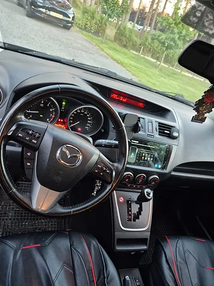 Mazda 5 2013 photo 4
