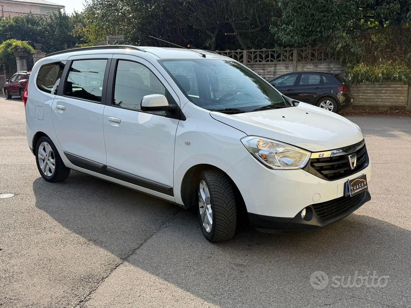 Dacia Lodgy 2015 photo 3