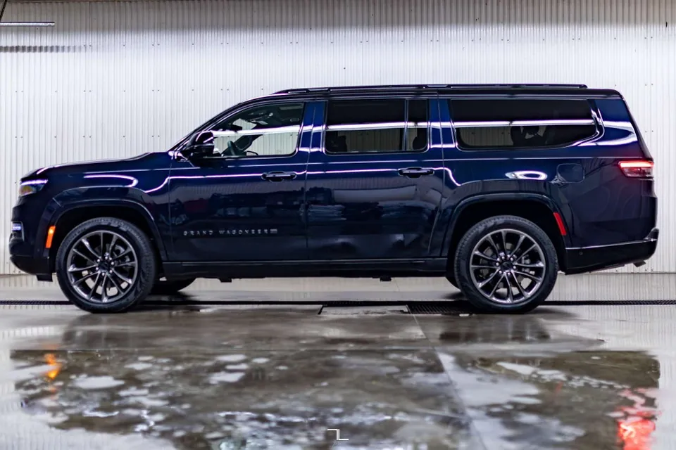 Jeep Grand Wagoneer 2025 photo 4
