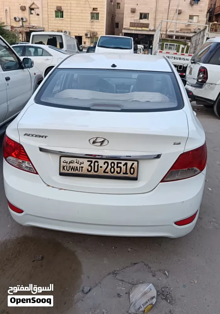 Hyundai Accent 2014 photo 3
