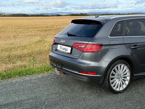 Audi A3 2016 photo 5