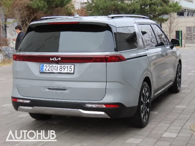 Kia Carnival 2023 photo 3